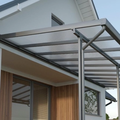 Polikarbonát oldalra